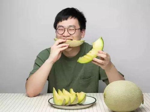 韩少君吃瓜甜视频,揭秘娱乐圈幕后故事